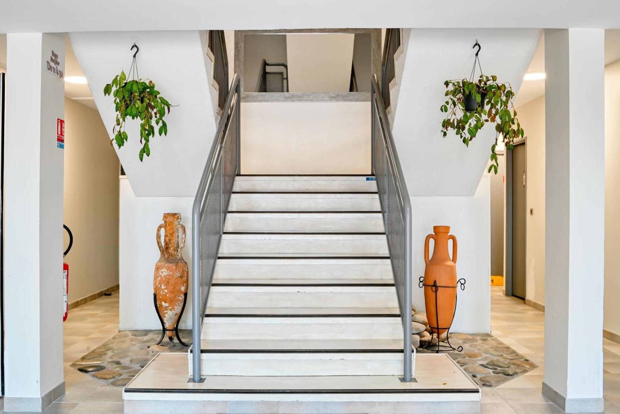 Villa Martegale Hotel Restaurant Martigues Exterior photo